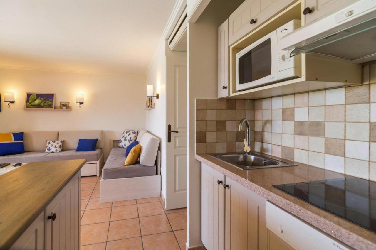 Residence Pierre & Vacances Premium Les Calanques Des Issambres レ・ズィサンブル エクステリア 写真