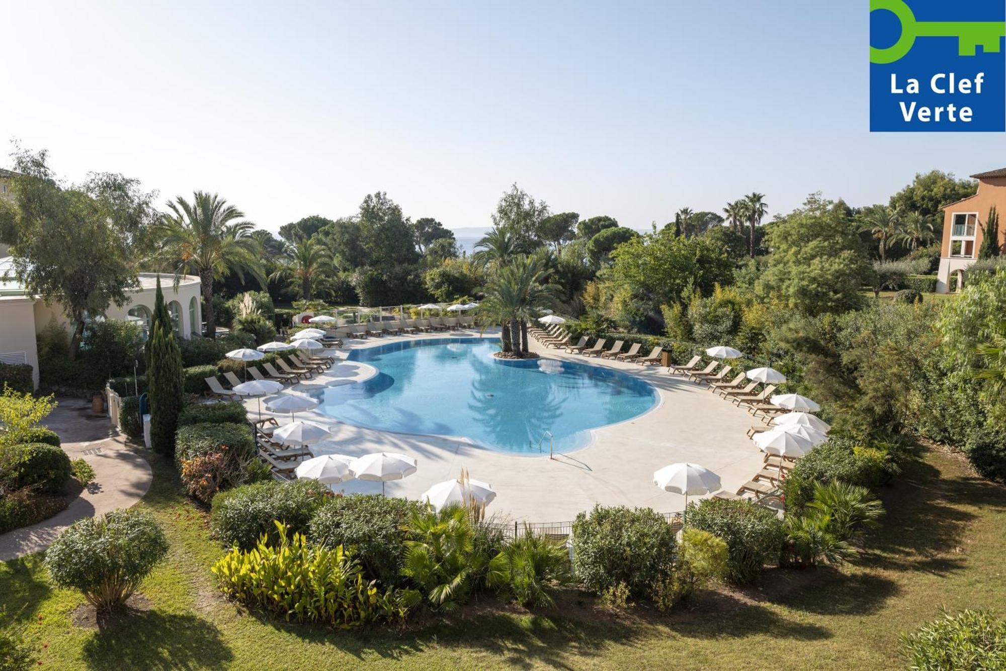 Residence Pierre & Vacances Premium Les Calanques Des Issambres レ・ズィサンブル エクステリア 写真
